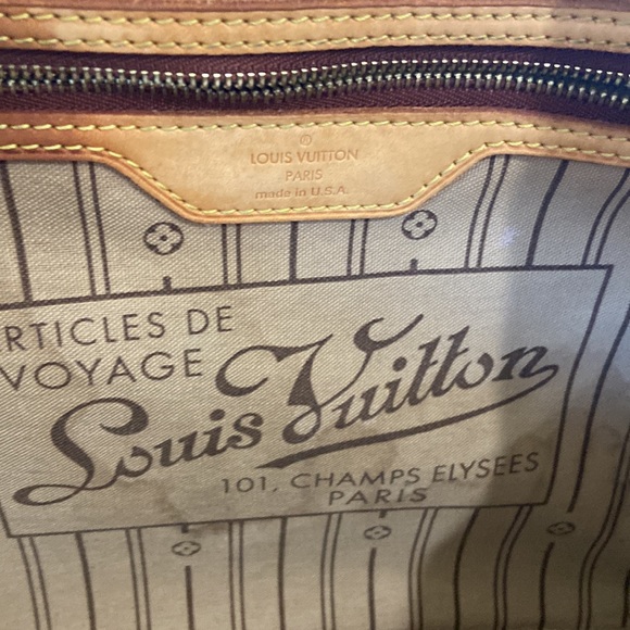 Authentic LV neverfull mm - Picture 7 of 10